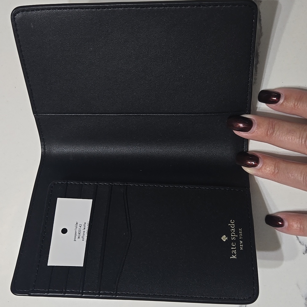 NWT Kate Spade Staci Passport Holder Cover - Picture 2 of 3